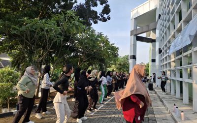 Kolaborasi Dosen dan Mahasiswa Profesi Dietisien UNDIP Dorong Manajemen Obesitas Lewat Program Zumba for Beginner